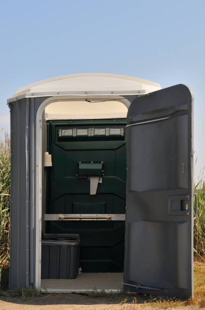 Best Luxury portable toilet rental  in Metropolis, IL